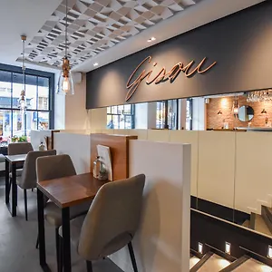 29 Lepic Paris