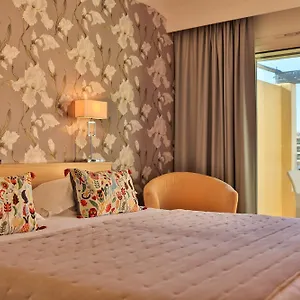 Le Petit 3*, Sainte-Maxime França