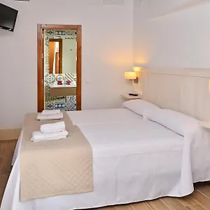 https://hostal-la-fonda.es-andalucia.com